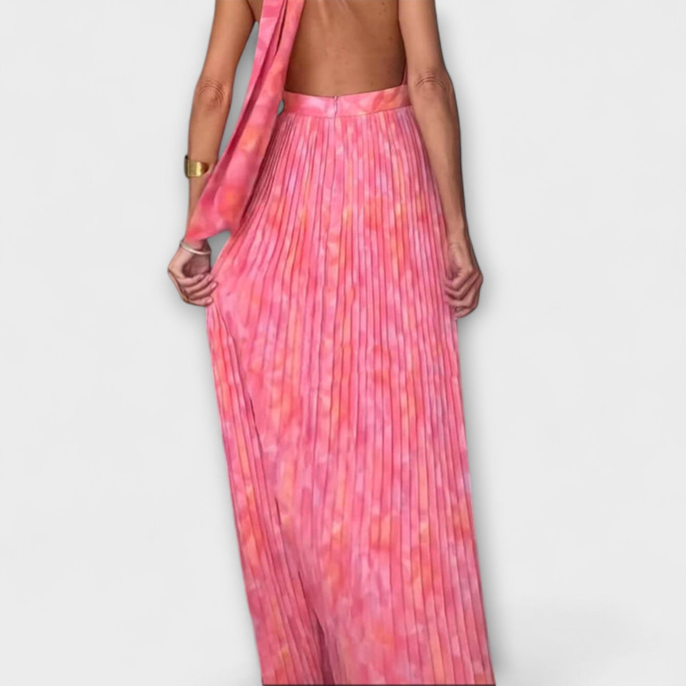 Seraphina - Elegantné Šaty s Halter V-Výstrihom a Plisovaním