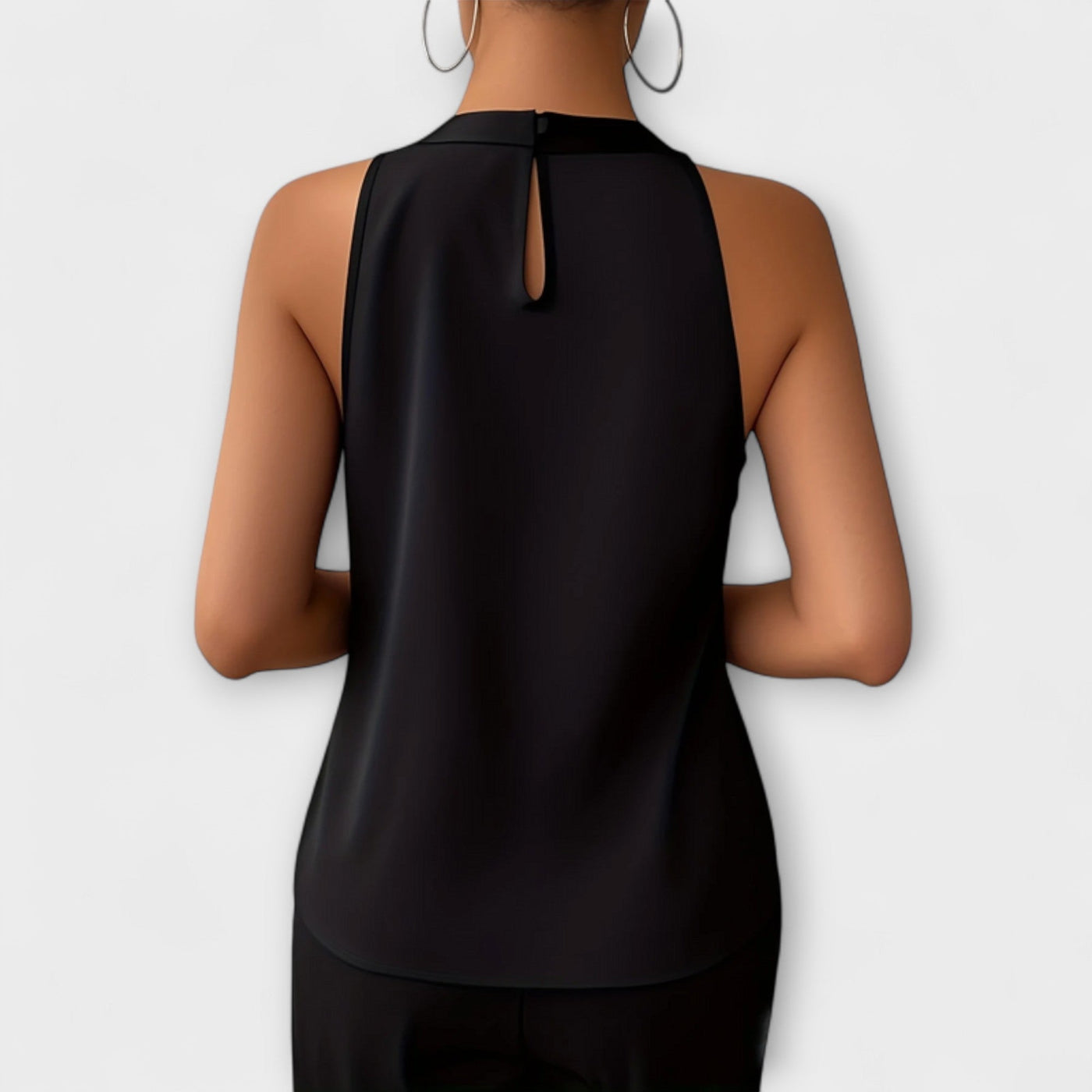 Skye - Šik saténová blúzka s off-shoulder dizajnom