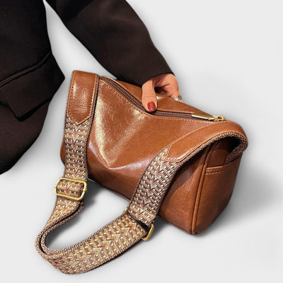 Monika. - Vintage Crossbody taška
