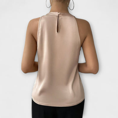 Skye - Šik saténová blúzka s off-shoulder dizajnom